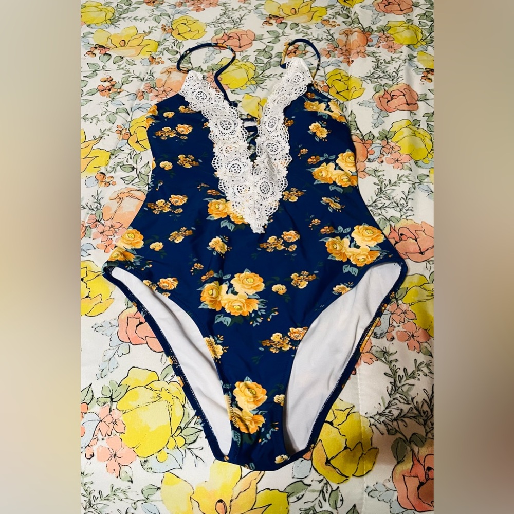 Ladies Swimsuit size large